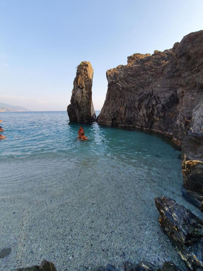 Appartamento Ca' Del Gian La Spezia Luaran gambar
